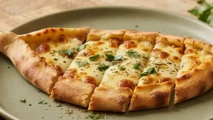 Kaşar Peyniri (Türkischer Schnitt- & Schmelzkäse)